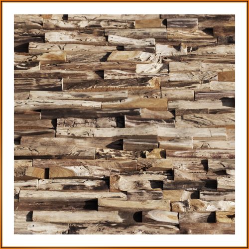 Wandverkleidung aus recyceltem Teakholz – individuelles Wanddesign mit natürlichen Farbnuancen und charaktervoller Holzstruktur.