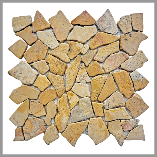 Naturstein Mosaikfliese M-012 mit Farbvertiefer (Nasseffekt), kräftige Gelbtöne und natürliche Steinstruktur im Interlock-Design