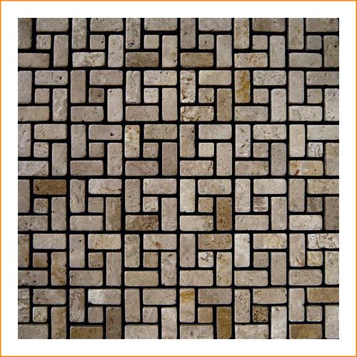 Travertin-Mosaik 30 × 30 cm mit geometrischem Muster – Natursteinfliesen in Beige und Braun für stilvolle Wandgestaltung.